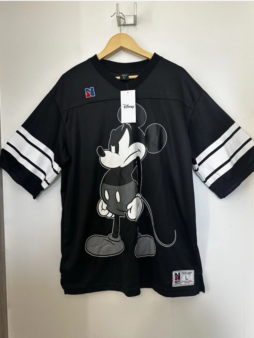 Mickey Mouse Disney x NEFF Jersey  Sz. L NWT Black & White Disney Jersey 2026 - Picture 6 of 6